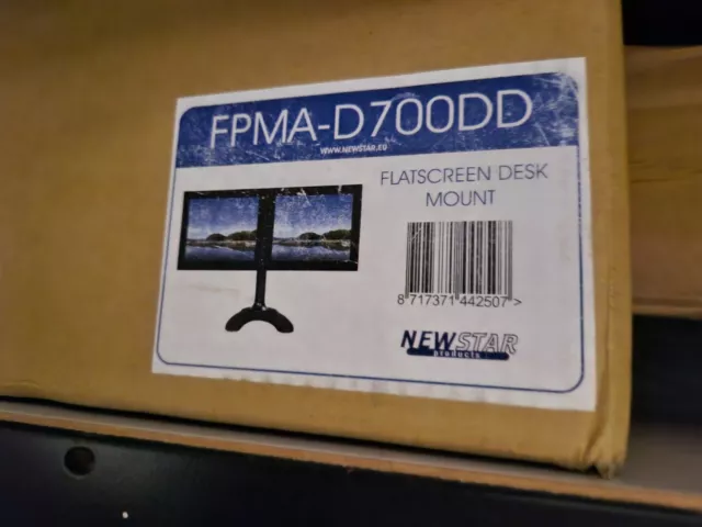 Newstar Dual Monitor Desk Stand Gaming Set-up FPMA-D700DD 2