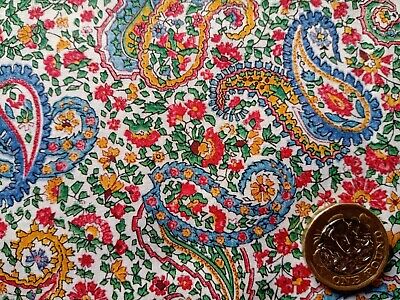 Remnant piece of CHARLES PAISLEY Liberty Tana Lawn cotton approx 35 x 33 cm