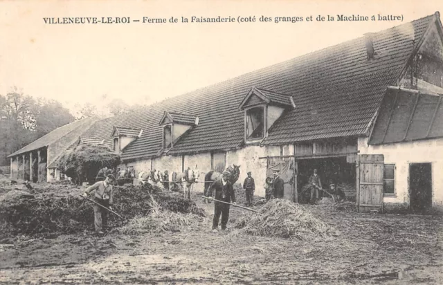 Cpa 94 Villeneuve Le Roi / Place De La Pierre Au Lait / Voiture