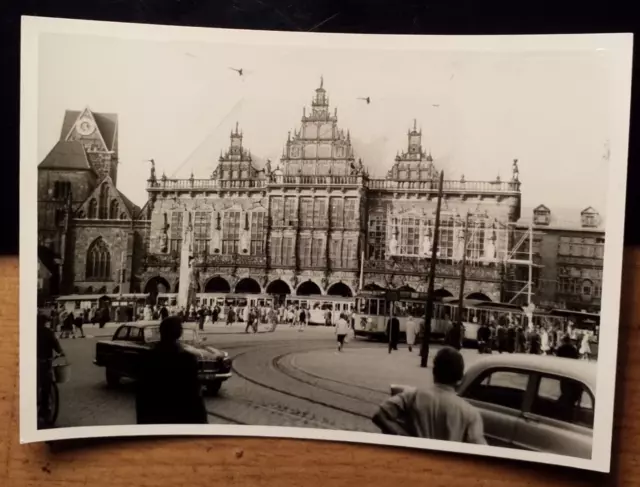 Bremen - Rathaus - Straßenbahn - Auto Oldtimer - 1960 / Foto