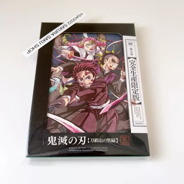 Lizリズ on X: Kimetsu no Yaiba: Katanakaji no Sato-hen - Demon Slayer:  Kimetsu no Yaiba Swordsmith Village Arc Blu-ray/DVD vol.5 sold 10,856  copies in its first week. #鬼滅の刃 #kimetsunoyaiba #DemonSlayer #kimetsu   /