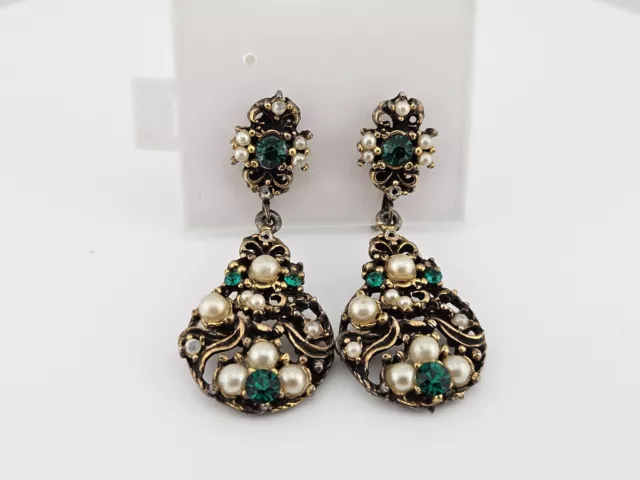 Vintage Estate GREEN RHINESTONE and FAUX PEARL Screw Back Earrings