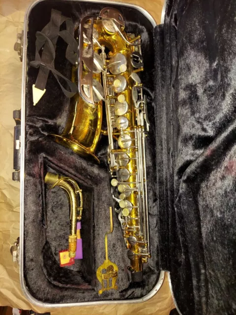 Conn Shooting Stars Alto Saxophone. Mexico, w/ Case Neck MP, very good condition