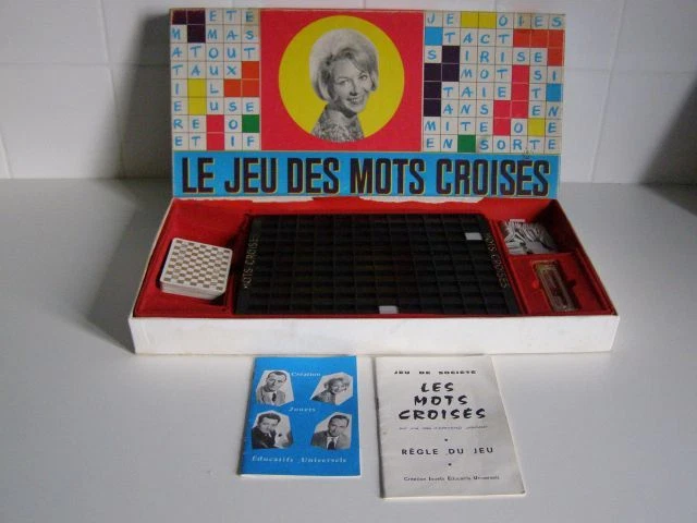 Jeu de société ... Grand jeu des MOTS CROISES NATHAN (Années 60