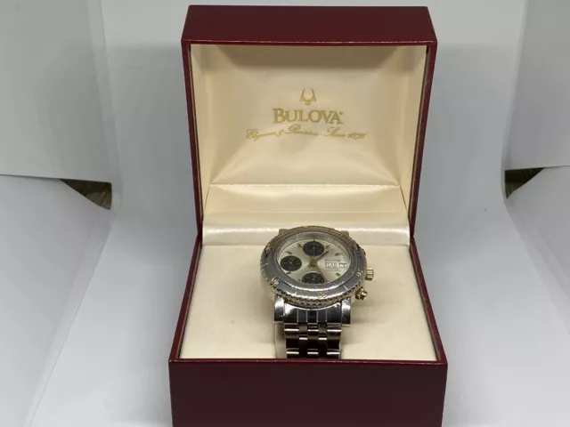 Bulova cronografo automatico valjoux 7750  Automatico