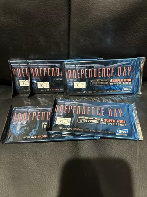 Topps 1996 Independence Day Super Wide Movie Photo Trading Cards Lof Of 5 Packs