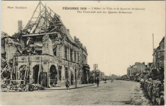 CPA Guerre Military PERONNE Hotel de Ville Quartier St-Sauveur (807925)