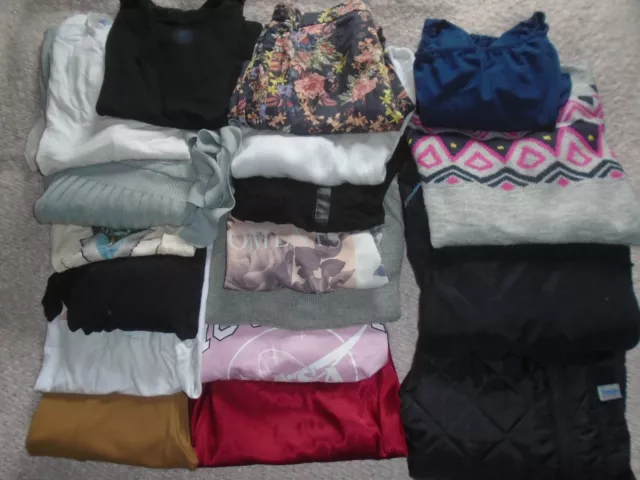 großes Damen Bekleidungspaket: Pullover, Shirts, Hosen,  18 Teile, Größe M