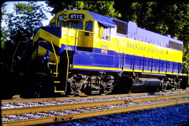 Duplicate Fujichrome Slide East Penn Railroad Diesel #2179 - #CC2329