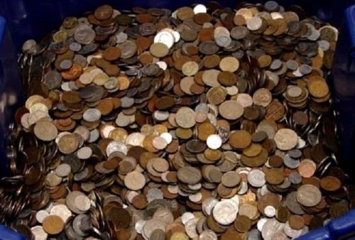 Nice Unsearched lot Mix of World Foreign Coin Over 1 1/2 LB & gift added .....,