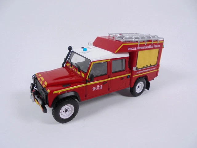 Land Rover Defender VLHR Camion Dei Pompieri In Scala 1/43, Hachette. Modello Diecast Nuovo.