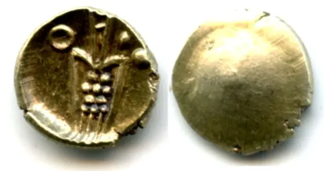 Rare gold Kali scyphate fanam minted from South-Eastern India, Dutch VOC or loca
