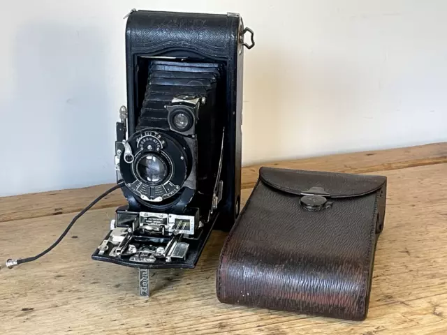 No. 3A Autographic Kodak Folding Camera Model B Kodamatic - Bausch And Lomb Lens