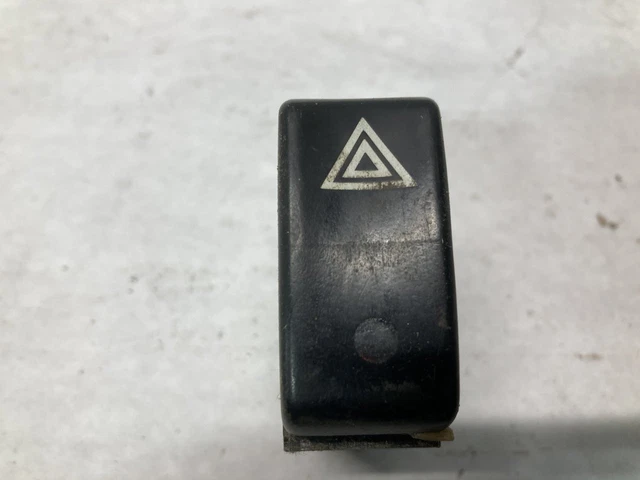 Kenworth W900L HAZARD Dash/Console Switch - Used | P/N P27104025