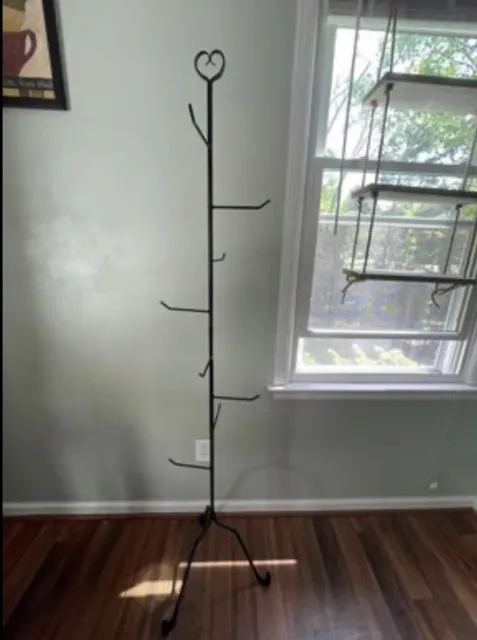 Large Wrought Iron Basket Tree Stand Holder Hanger Display Floor Rack Heart 8Arm