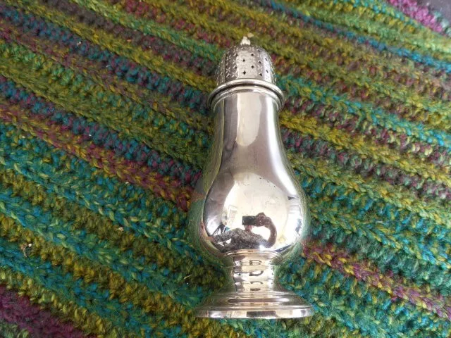 SILVER PLATED SUGAR SIFTER SHAKER CASTER ~ 18cm tall