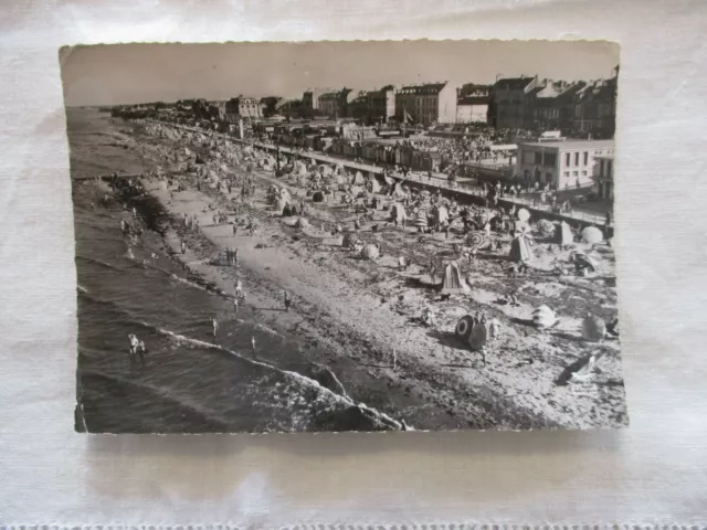 Cpsm Calvados 14 Lion Sur Mer En Avion Au Dessus De La Plage