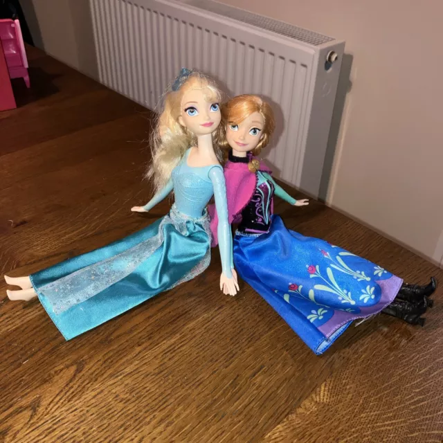 Lot of 2 Disney Frozen Dolls Elsa and Anna