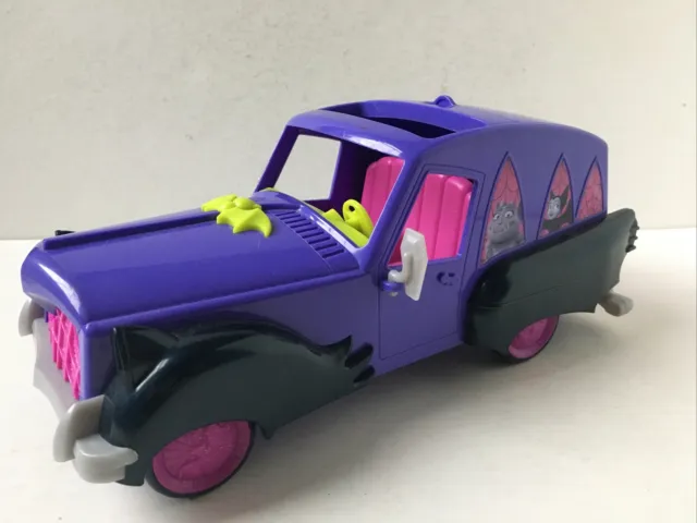 Disney Junior Vampirina Hauntley's Mobile Car Lights & Sounds Vehicle Toy Works