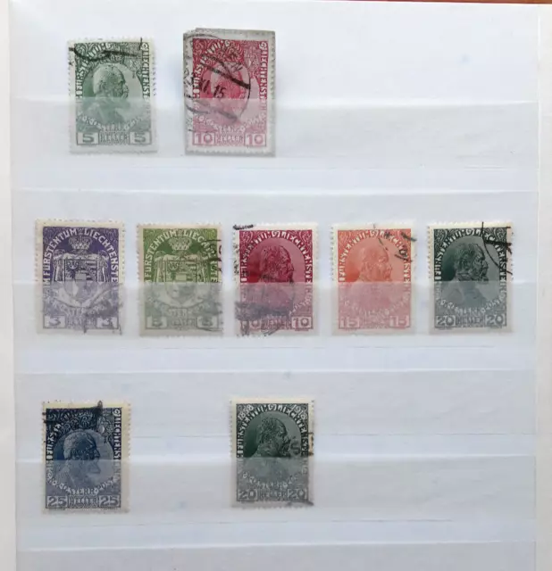 Briefmarken Sammlung Liechtenstein aus 1917-1956, gestempelt. AX17 2