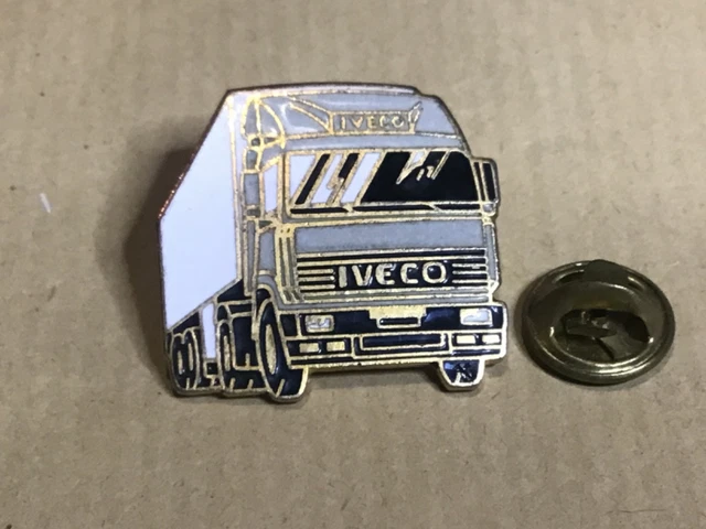 RARE Gros Camion Semi Remorque IVECO 1/32 SCUDERIA FERRARI F1 2010 ALONSO MASSA