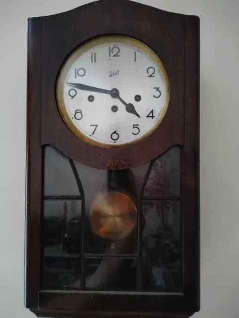 Orologio a pendolo antico, marca Walt, legno marrone scuro, suona ogni 15 minuti