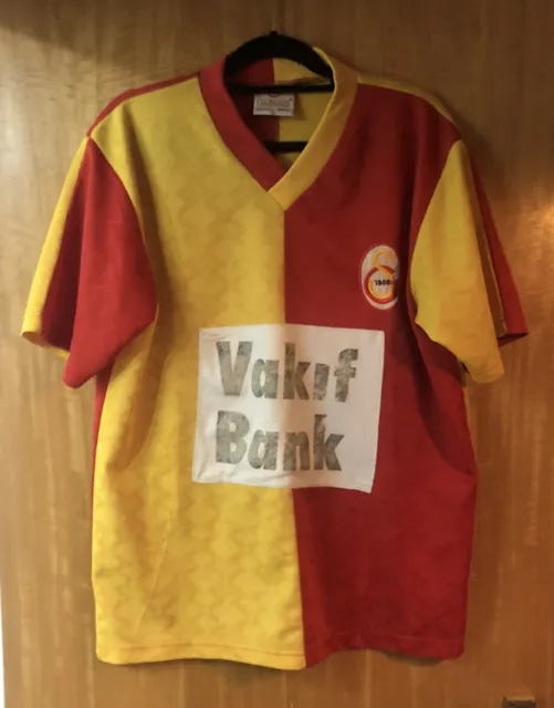 Very Rare Retro / Vintage Galatasaray Official Home Shirt - Size Large - Vakif