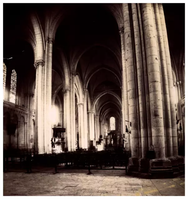 France, Paris, Cathédrale Notre-Dame, intérieur Vintage albumen print,  Tirage