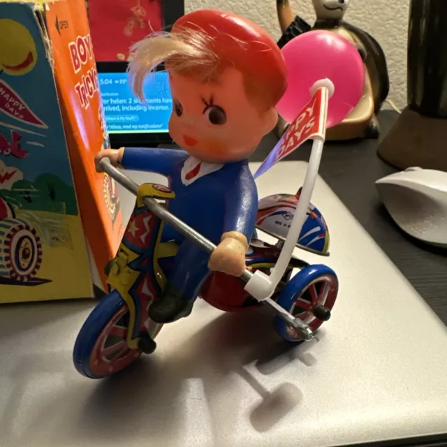 Vintage MTU Tin Wind-Up HAPPY DAYS BOY ON TRICYCLE In Original Box MADE IN KOREA 3