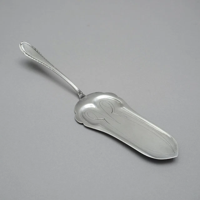 Service à gâteau, en plaqué argent, estampillé "David BIJOUTIER" Service à gâteau, en plaqué argent, estampillé "David BIJOUTIER"