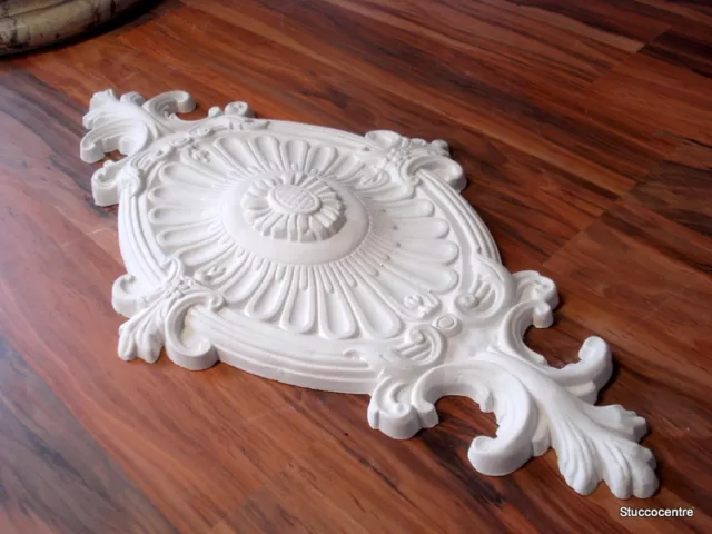 Stucco-  elegant stilvolle Stuckrosette 100-301 oval  Blumen 60 x 30  Stuck