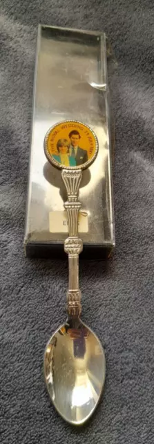 Prince Charles And Lady Diana Royal Wedding  commemorative collectable tea Spoon
