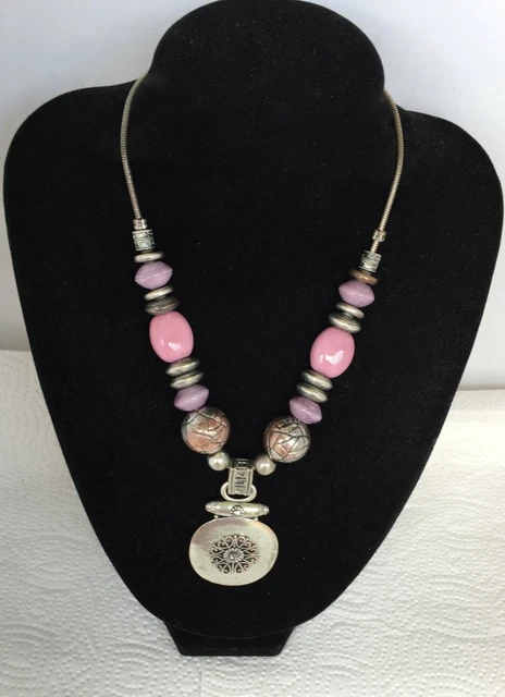 Collier Vintage Années 70 LBMDJ Perles Et Résine Multicolore - Pendentif Rond, Longueur 44+5+8.5 Cm