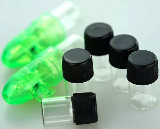 Schnupfdosierer Dosierer aus Glas mit Kunststoffkopf Portionierer Snuff  Bottle