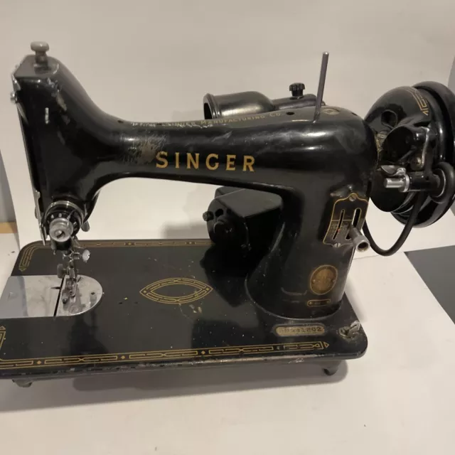 Cuerpo de máquina de coser Singer #99 1956 para restauración de piezas serie # AM541202