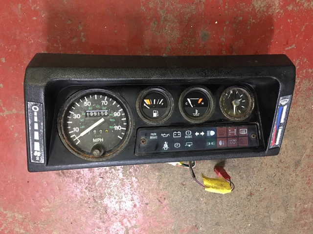 LAND ROVER DEFENDER 300tdi Instrument Cluster Clocks Dash Dials ...
