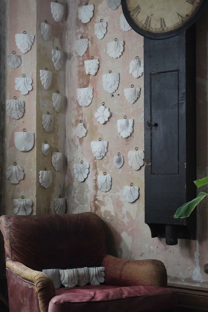 19° C Collezione Scudi Marmo Intagliato Elementi Architettonici Country House