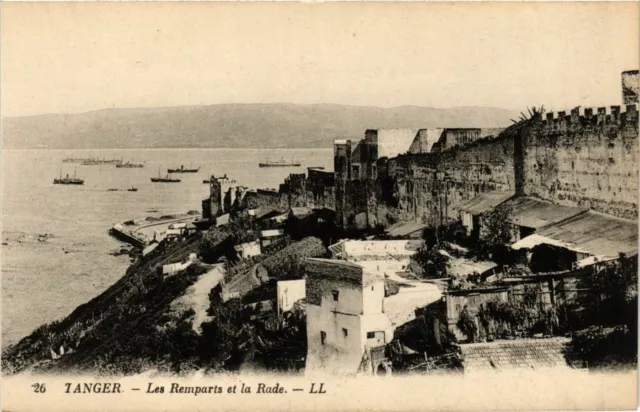 CPA AK MAROC TANGER Les Remparts et la Rade (796877)