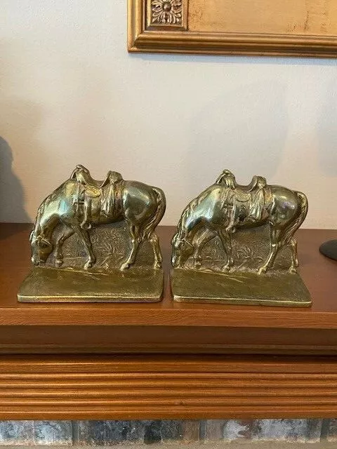 VTG Pair of Sand Cast Brass Horse Bookends Grazing in the Grass EUC