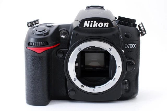 Nikon D7000 16.2 MP Digital SLR Camera - Black From JAPAN Excellent+++ 3