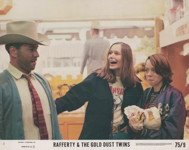 Alan Arkin + Sally Kellerman in Rafferty and the Gold Dust Twins (1975)Photo K72