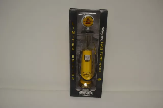 Limited Edition Gearbox pennzoil Wayne Gas Pump Replica