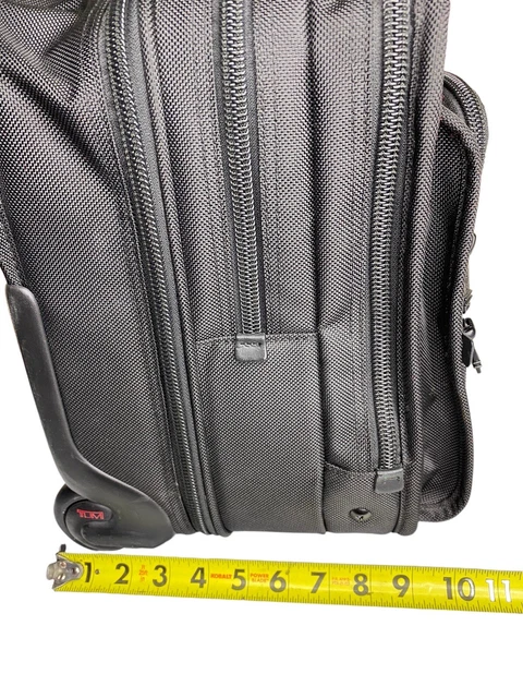 Tumi Alpha Deluxe Wheeled Briefcase Laptop Rolling Bag 26104D4 Expandable Carry 14