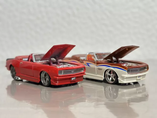 1:24 Maisto Chevrolet Camaro SS Vehicles X 2 Diecast Jada