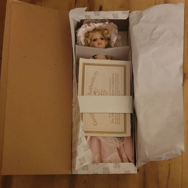 Heritage Signature Collection Savannah-Southern Romance Doll #12271 NIB