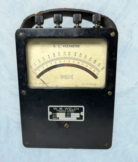 vintage Welch Scientific 3062N D C Volt Meter 30 volts voltmeter