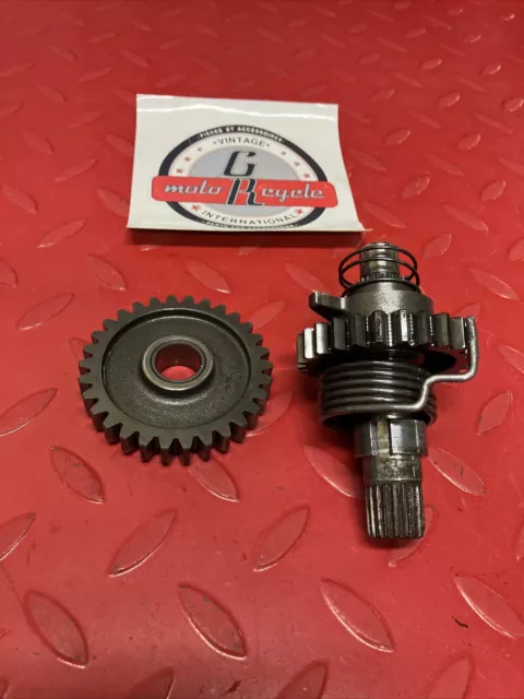 Honda CR250R 1984 kickstarter kick starter shaft spindle gear idle