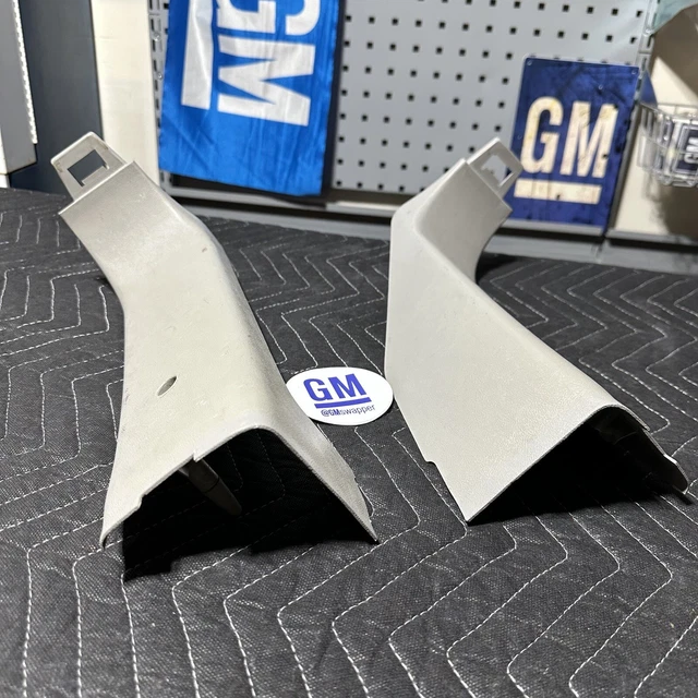95-98 OBS Chevy Tahoe GMC Yukon RH LH C-Pillar Lower Trim Set 4 door 15971856 GM