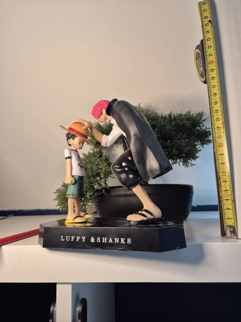 Figurine One Piece - Luffy Et Shanks - PVC - Déco Manga