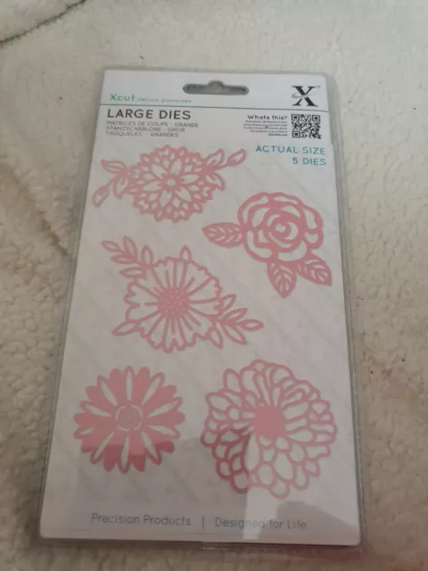 XCut Large 5 Piece Die Set XCU 503395 - Florals (Inc Magnetic Sheet)